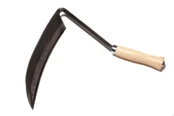 Krumpholz Sensensichel Geschmiedet Mit Lackiertem Eschengriff, Stiellänge 14 Cm